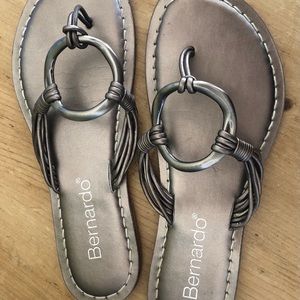 Bernardo Sandals ~ Pewter, Women’s Size 10